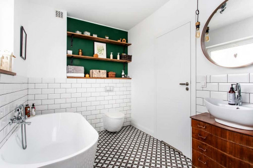 Łazienka retro (w stylu vintage) – jak ją urządzić? Garść pomysłów od PORTA 