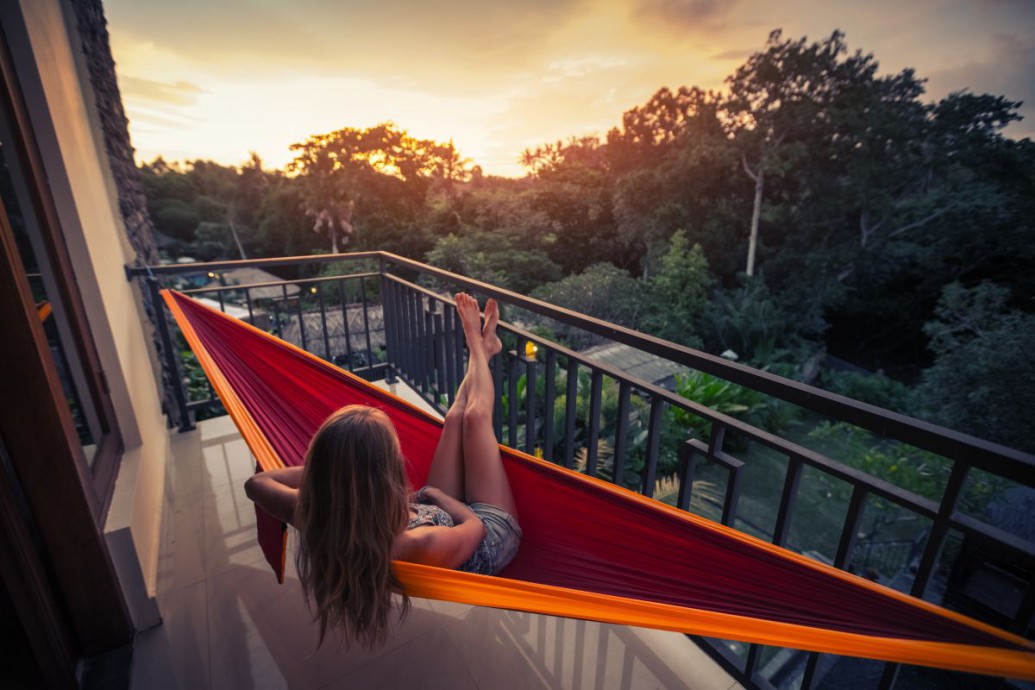 Balkon – strefa relaksu, domowy ogródek czy dodatkowa przestrzeń dla domowników?